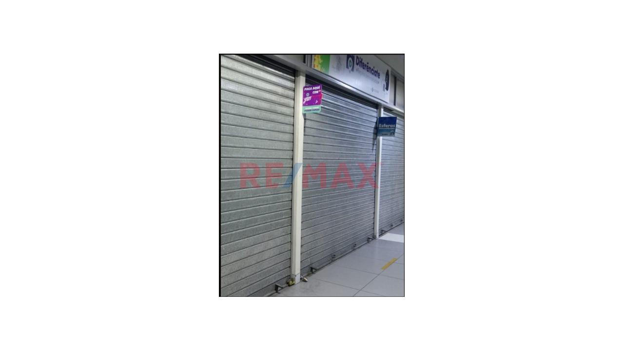Se Vende Local En El Centro Comercial - Chorrillos - 2