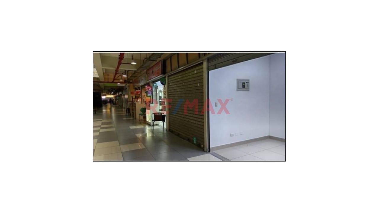 Se Vende Local En El Centro Comercial - Chorrillos - 1