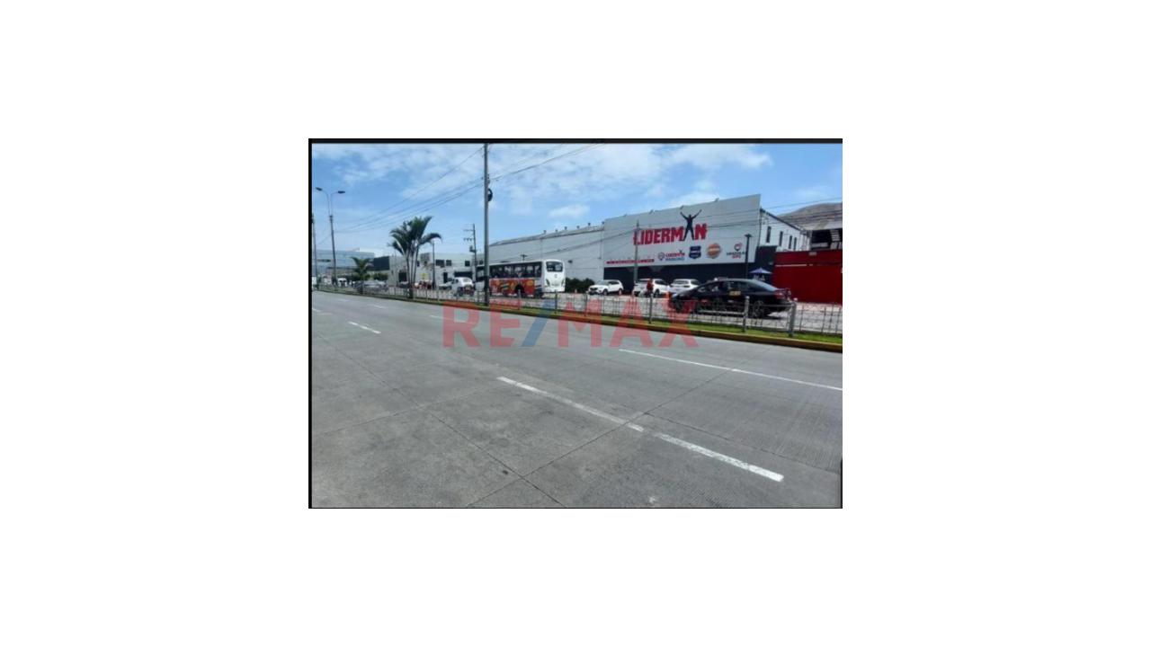 Se Vende Local En El Centro Comercial - Chorrillos - 8