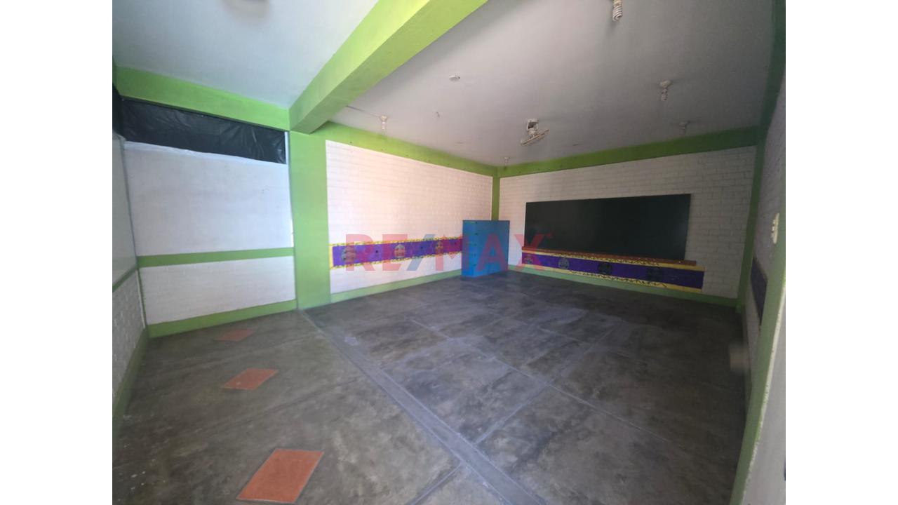 Alqiuler De Edificio Ideal Para Empresa O Almacén - 10