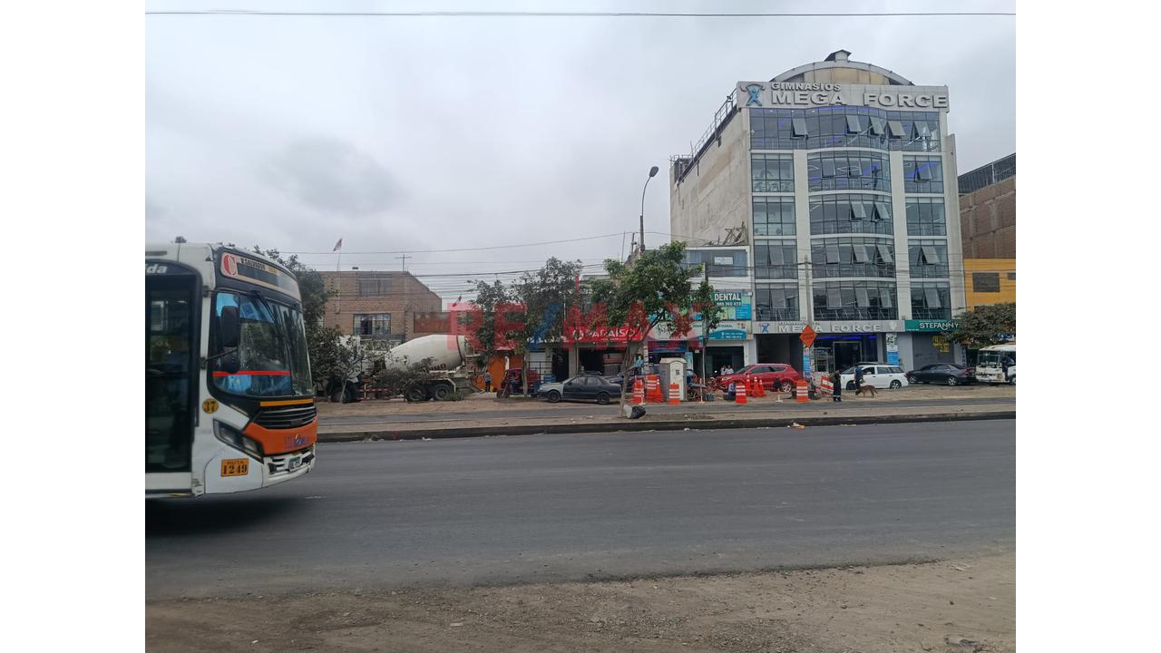 Local En Alquiler 2Do Piso Ideal Para Oficinas O Deposito - 7