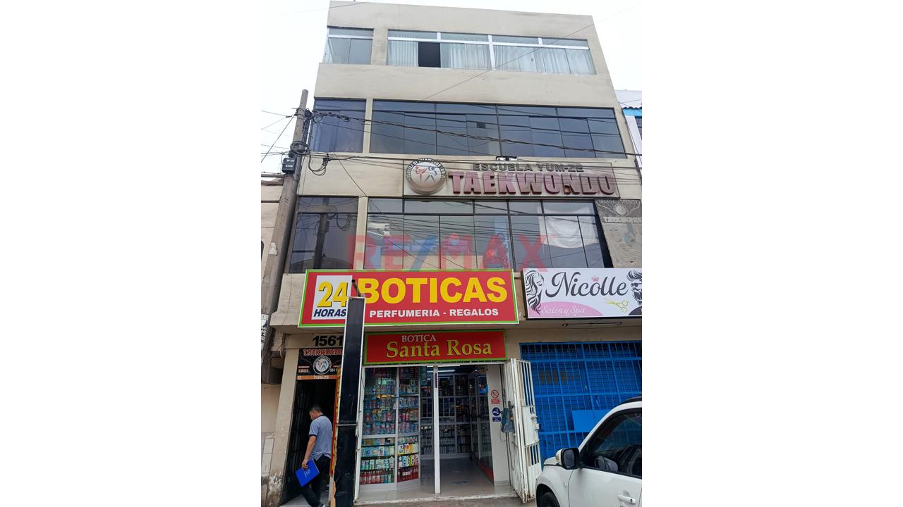Local En Alquiler 2Do Piso Ideal Para Oficinas O Deposito - 13