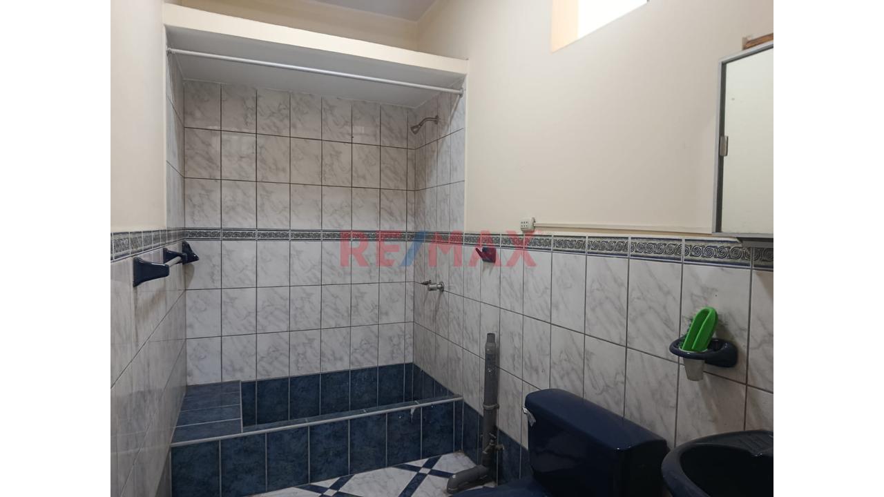 Local En Alquiler 2Do Piso Ideal Para Oficinas O Deposito - 11