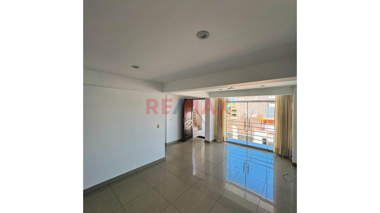 Alquiler De Departamento – Camino Real - 13