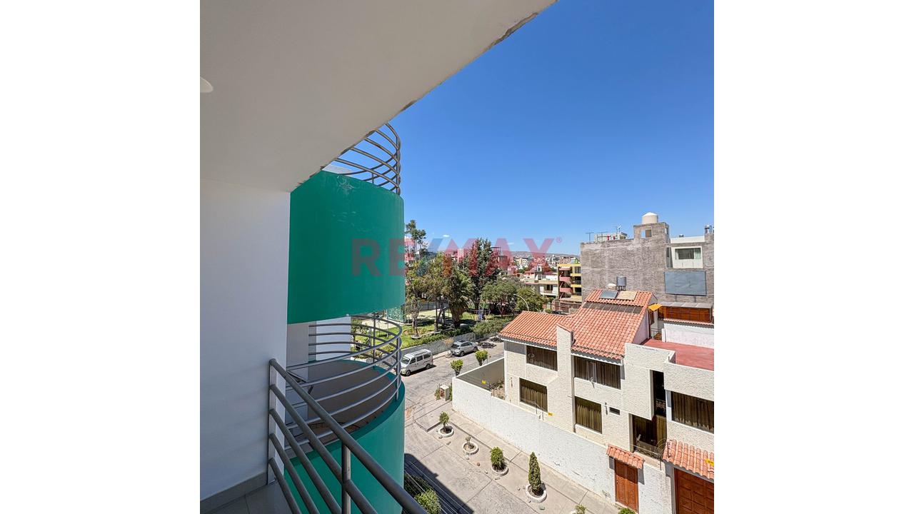 Alquiler De Departamento – Camino Real - 5