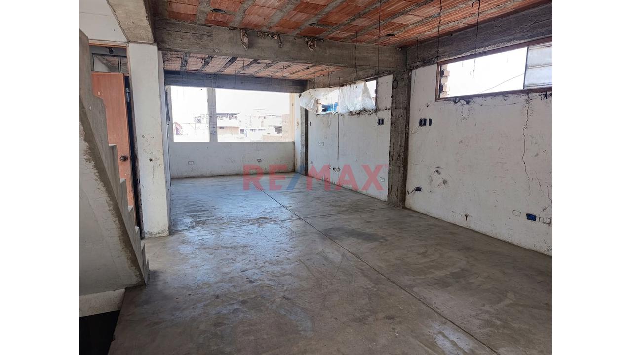 🏦 Casa De 3 Pisos En Venta | Propiedad De Scotiabank | Trujillo — foto 6
