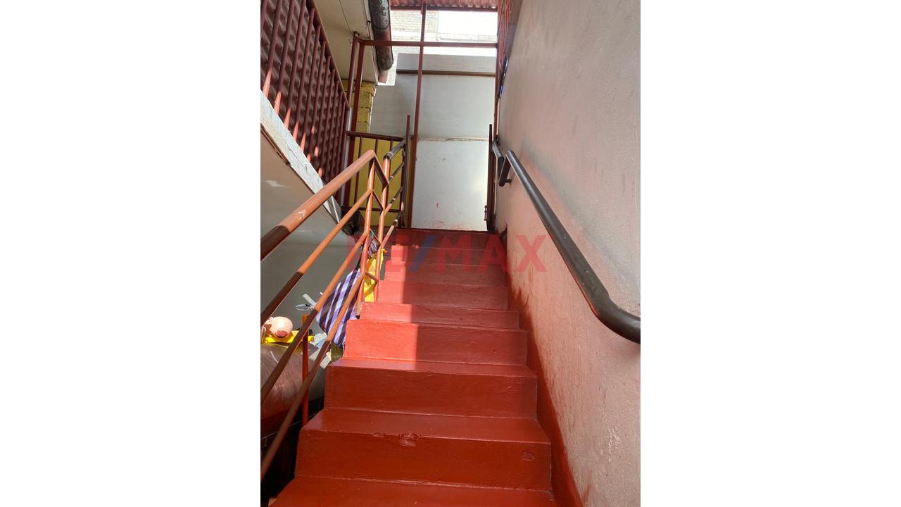 🏡 Casa De 2 Pisos En Venta – Urb. San Francisco - 4