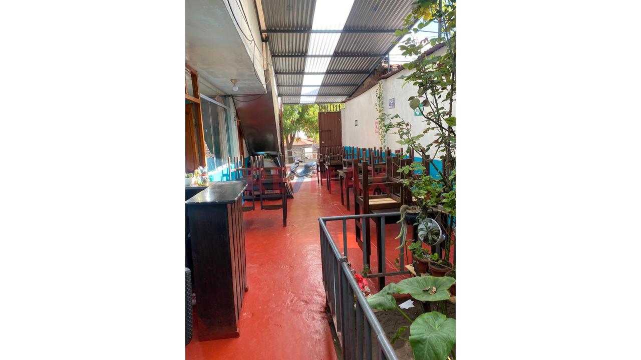 🏡 Casa De 2 Pisos En Venta – Urb. San Francisco - 8