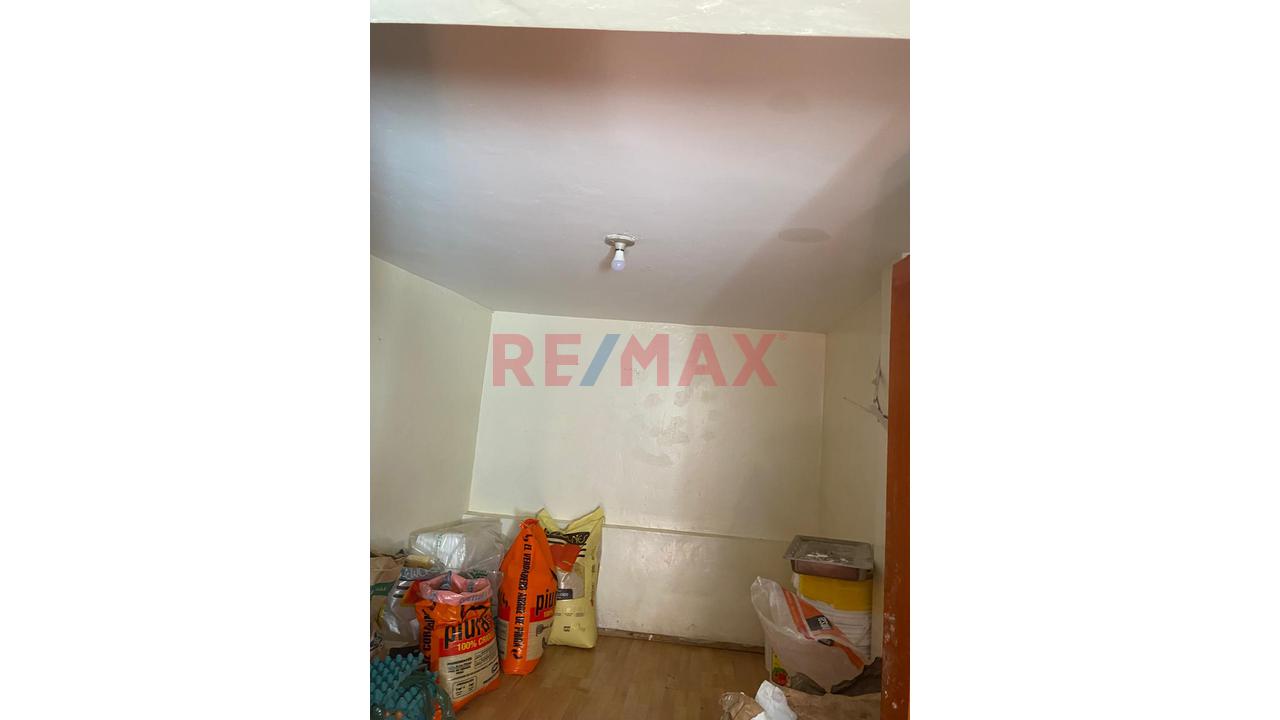 🏡 Casa De 2 Pisos En Venta – Urb. San Francisco - 3