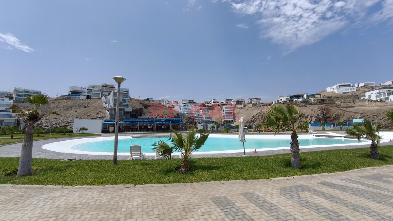Venta De Terreno De Playa En Primera Fila – 271.66 M² | Vista Al Mar — foto 2