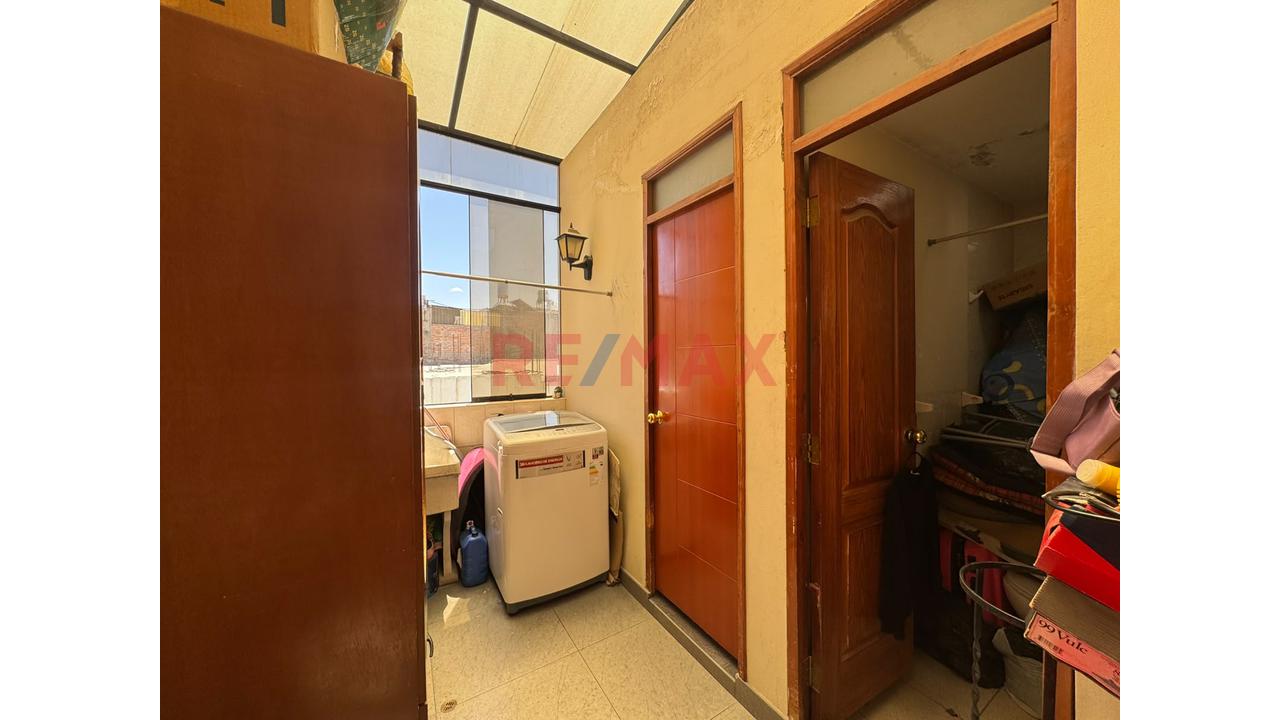 En Venta Hermosa Casa En Quinta Privada Las Terrazas Villa El Sol - Cerro Colorado - 15