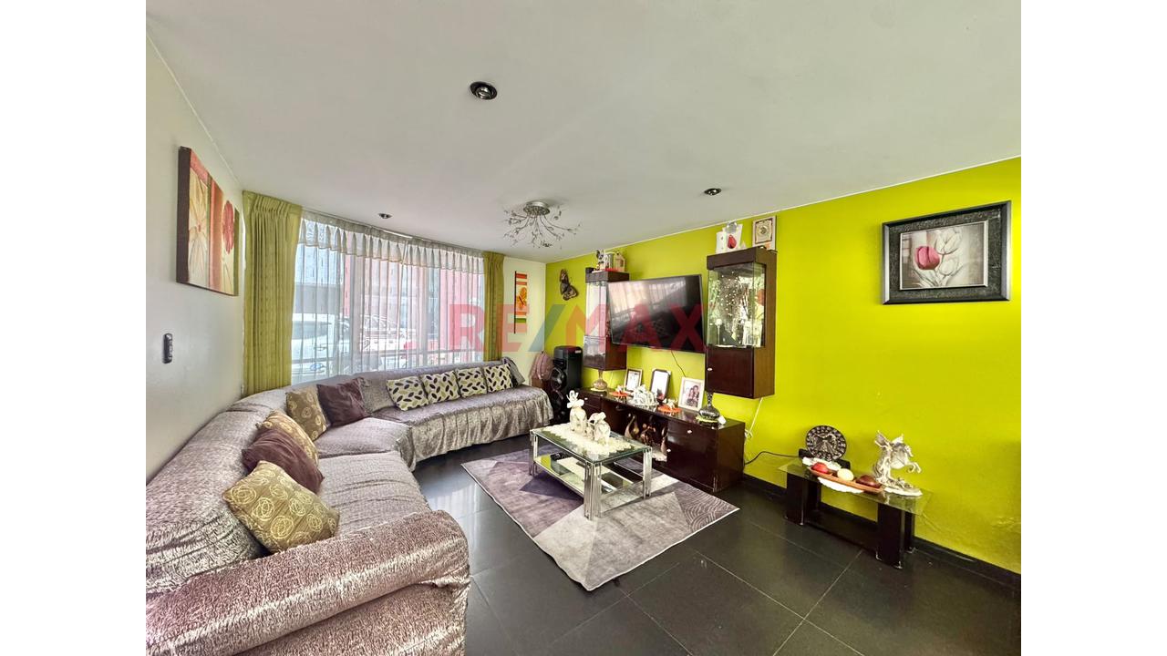 En Venta Hermosa Casa En Quinta Privada Las Terrazas Villa El Sol - Cerro Colorado - 2