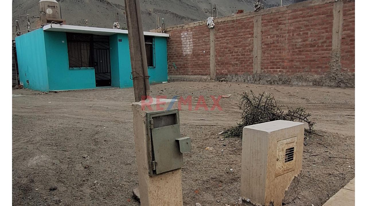 Venta Casa Como Terreno La Arboleda Santa Rosa - 12