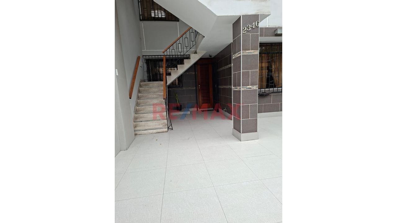 Se Vende Departamento En Excelente Ubicación Distrito Santiago De Surco — foto 13