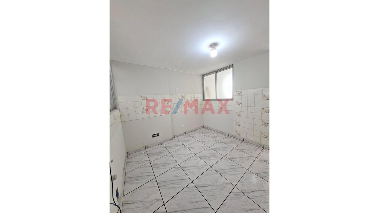 Se Vende Departamento En Excelente Ubicación Distrito Santiago De Surco — foto 3