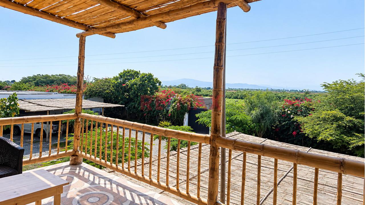 Hermoso Bungalow En Alquiler Con Piscina, Terraza Y Amplias Áreas Verdes - 14