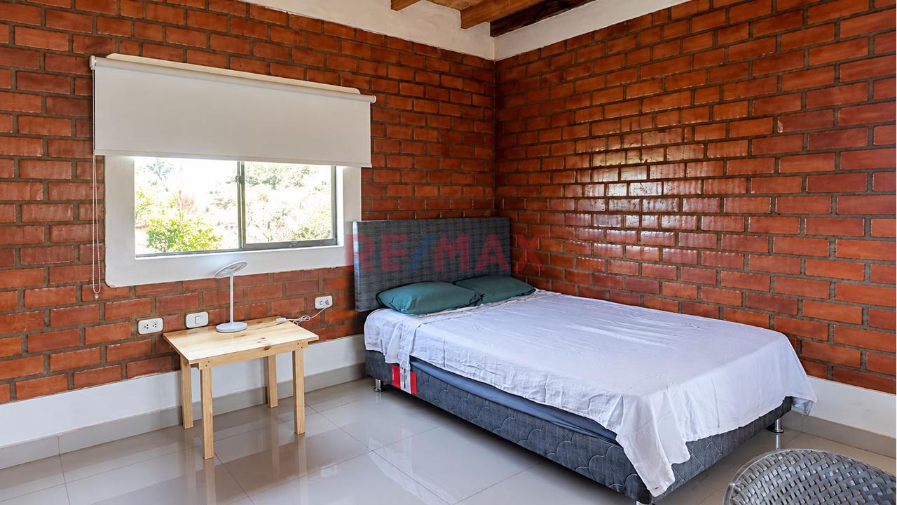 Hermoso Bungalow En Alquiler Con Piscina, Terraza Y Amplias Áreas Verdes - 8
