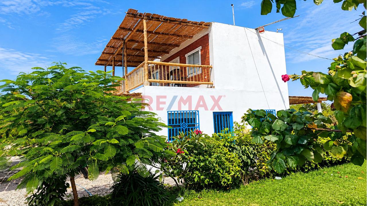 Hermoso Bungalow En Alquiler Con Piscina, Terraza Y Amplias Áreas Verdes - 3