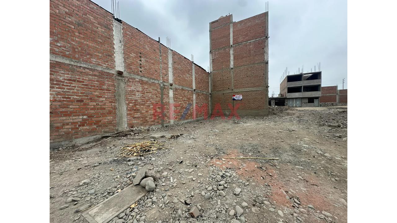 Terreno En Venta Urb. Las Campiñas De Carabayllo, Cerca A Parque - 4