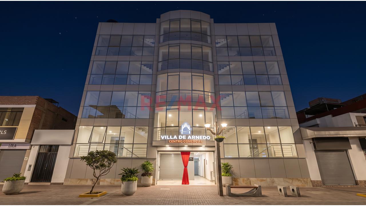 🏢 Edificio Corporativo De 5 Niveles Con Ascensor Frente Al Boulevard De Chancay | 655.20 M² De Terreno Y 2,821.45 M² Techados | Ideal Cajas, Clínicas O Franquicias 🚀 - 2