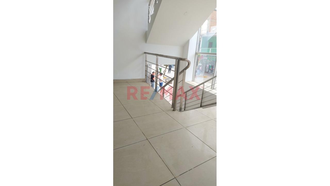 🏢 Edificio Corporativo De 5 Niveles Con Ascensor Frente Al Boulevard De Chancay | 655.20 M² De Terreno Y 2,821.45 M² Techados | Ideal Cajas, Clínicas O Franquicias 🚀 - 3