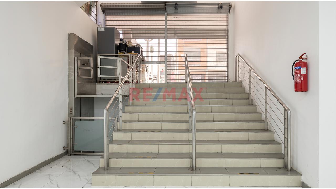 🏢 Edificio Corporativo De 5 Niveles Con Ascensor Frente Al Boulevard De Chancay | 655.20 M² De Terreno Y 2,821.45 M² Techados | Ideal Cajas, Clínicas O Franquicias 🚀 - 5