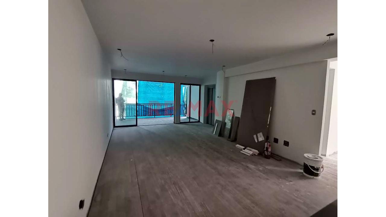 Exclusivo Departamento Flat En Venta – San Isidro - 1