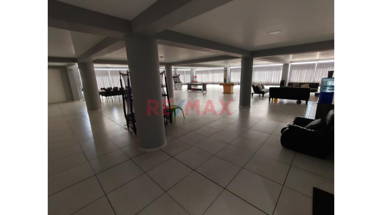 🏬 Casa Semicomercial En Venta - 6