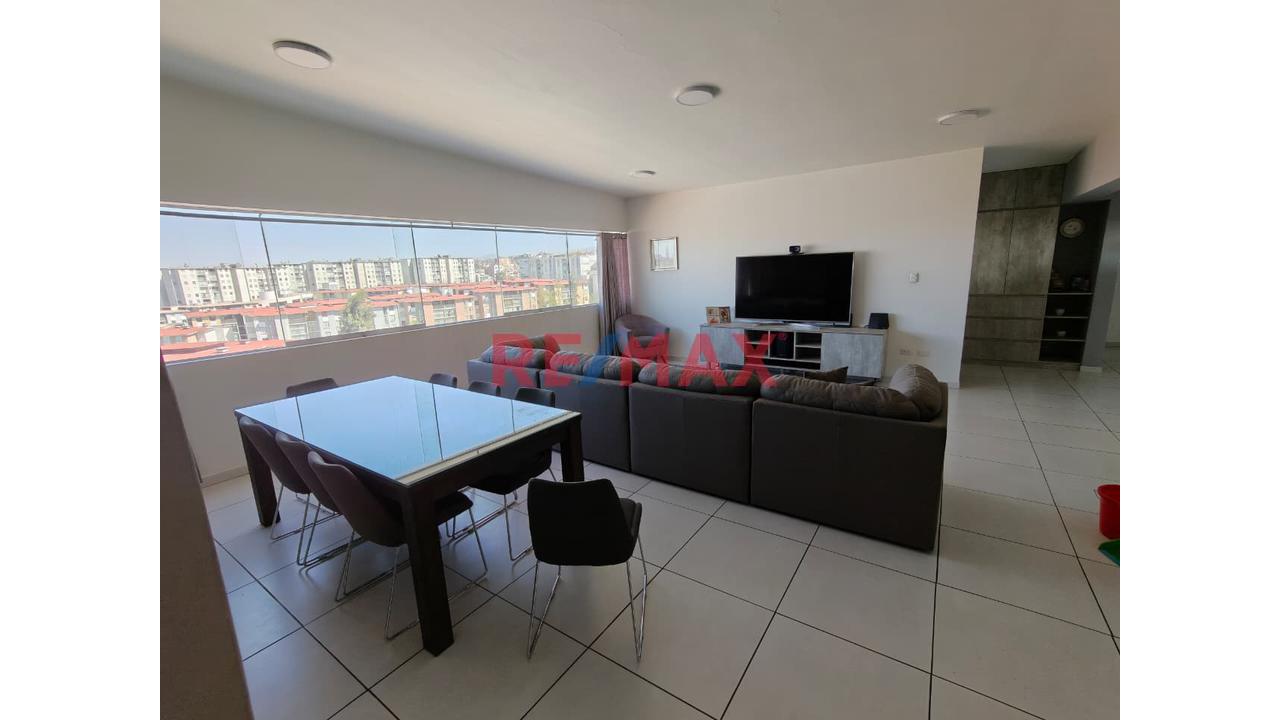 🏬 Casa Semicomercial En Venta - 1