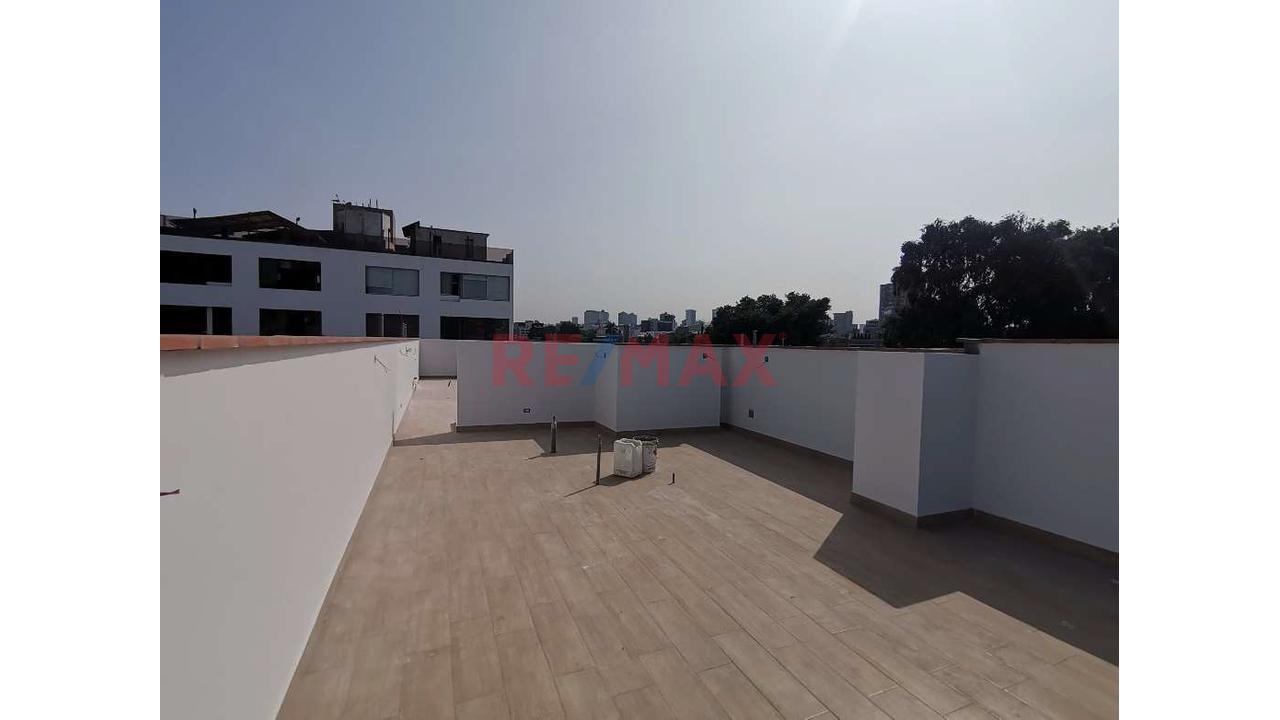 Exclusivo Departamento Triplex En Venta – San Isidro - 5