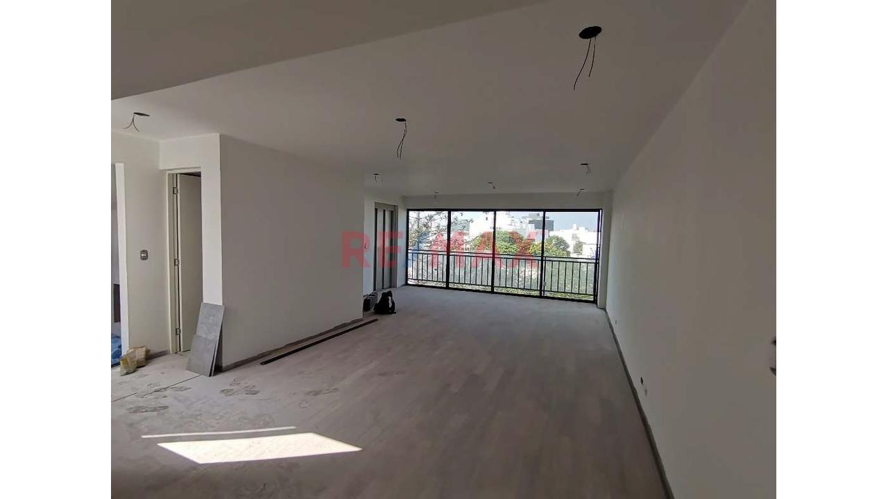 Exclusivo Departamento Triplex En Venta – San Isidro - 8