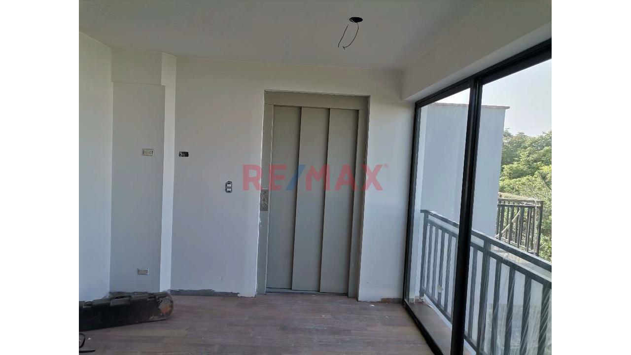 Exclusivo Departamento Triplex En Venta – San Isidro - 12