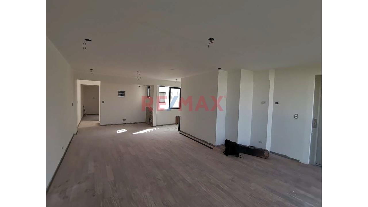 Exclusivo Departamento Triplex En Venta – San Isidro - 1