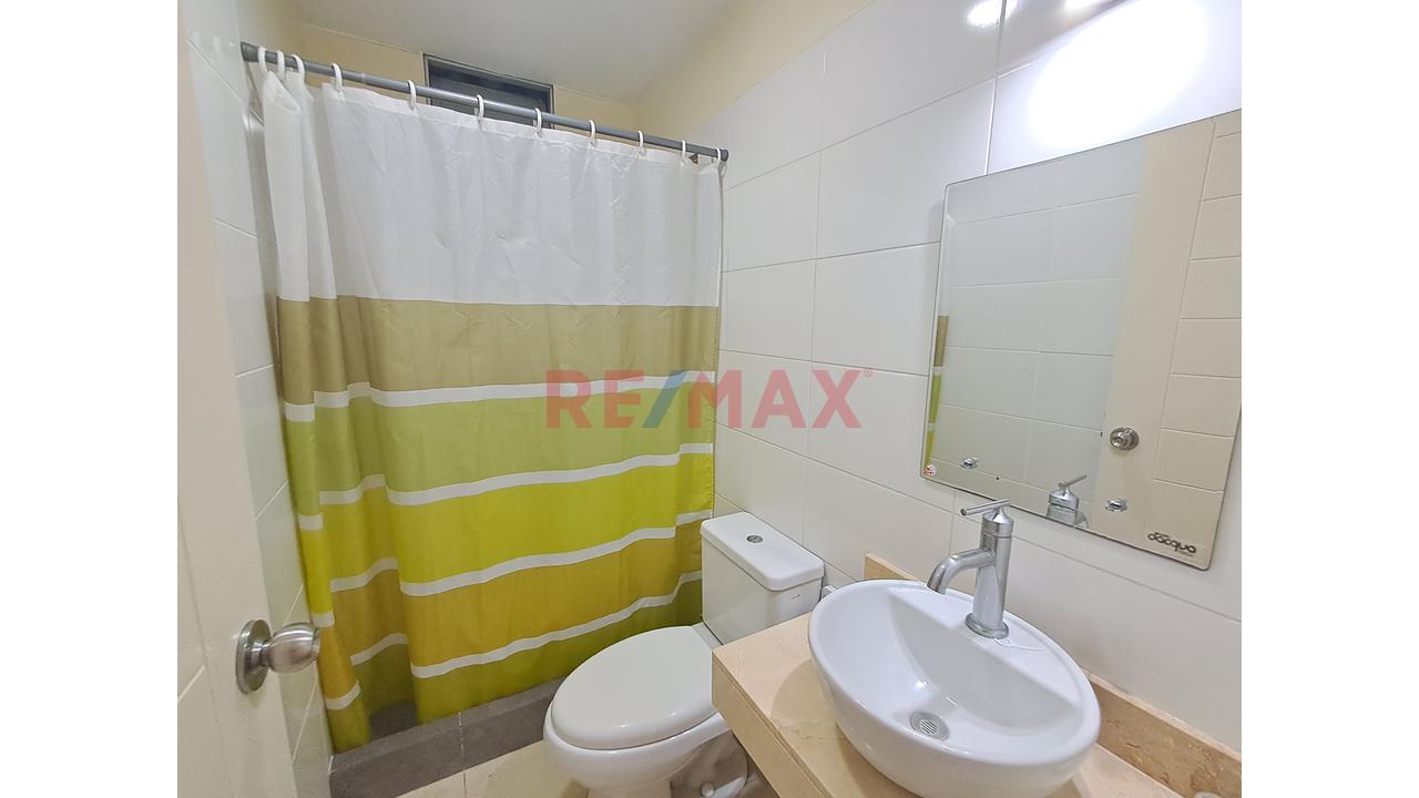 Hermoso Departamento Frente Al Mar En San Miguel (Precio No Negociable) — foto 3