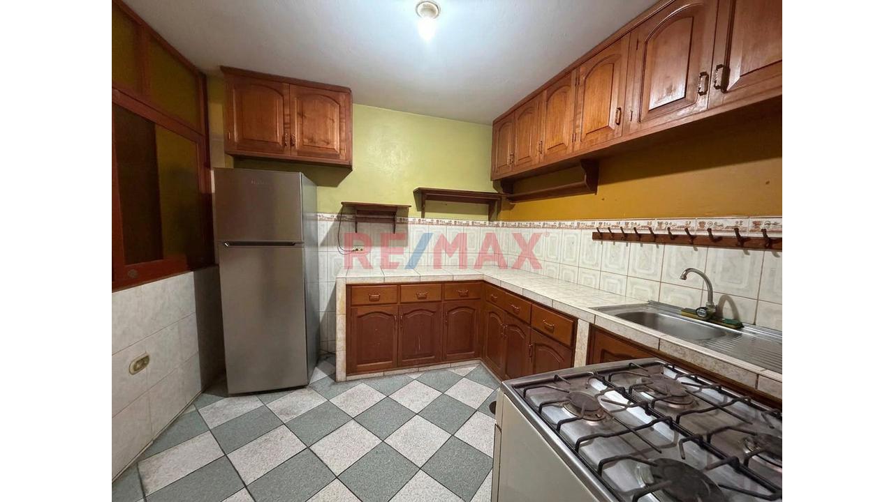 🏡 ¡Amplia Casa De 4 Pisos En Urb. Los Jazmines – Callao! - 5