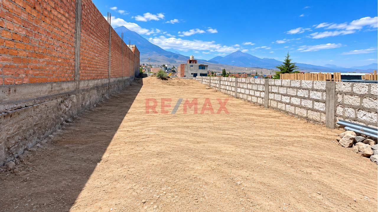 Amplio Terreno En Venta De 226 M2 En Amazonas- Cerro Colorado - 1