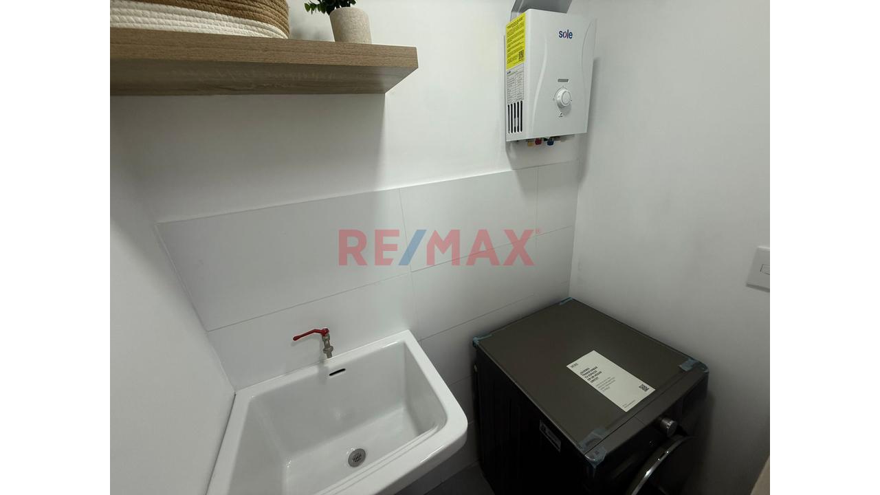 Venta De Departamento Flat En Estreno Chorrillos - 5
