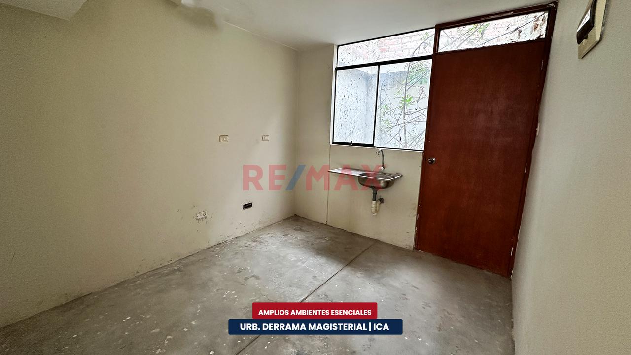 Casa En Esquina | Frente A Parque | En Venta | Derrama Magisterial (Ica) - 4