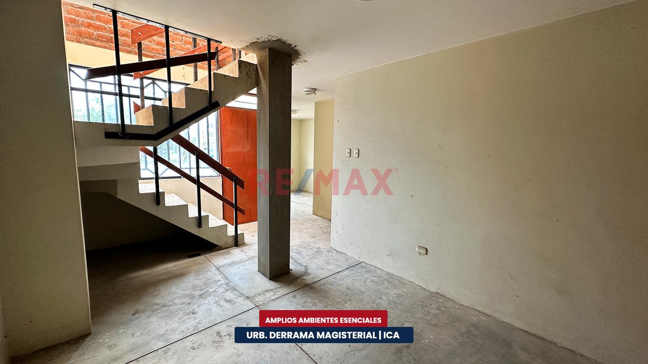 Casa En Esquina | Frente A Parque | En Venta | Derrama Magisterial (Ica) - 3