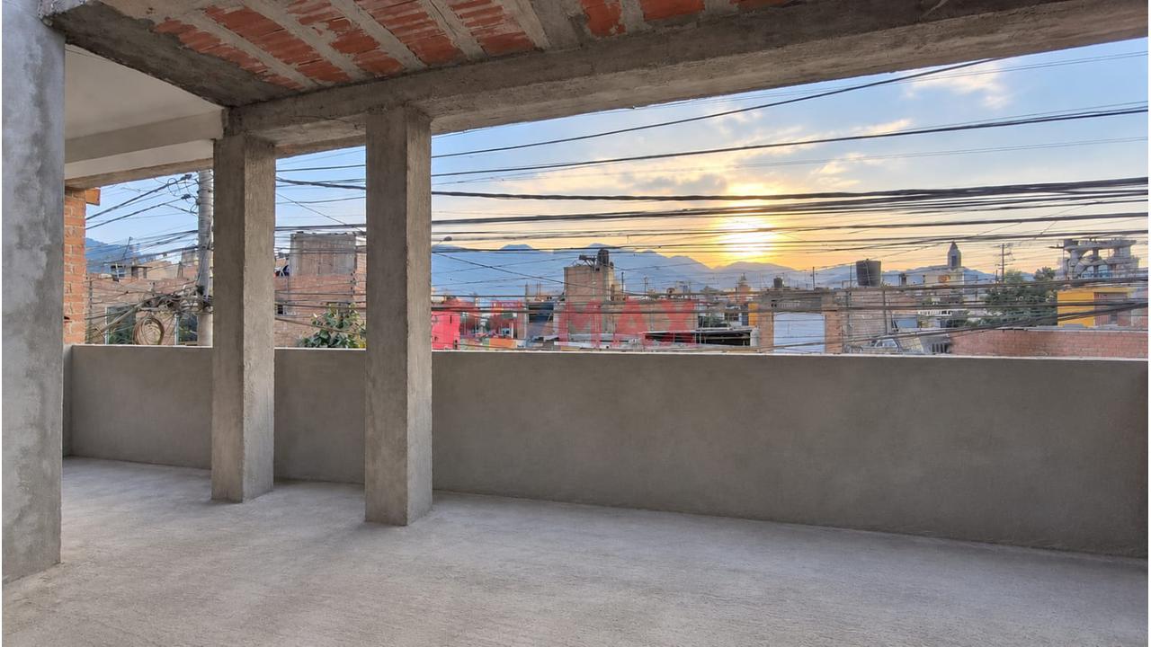 Se Alquila Ambiente En Segundo Piso Para Vivienda O Negocio - 7
