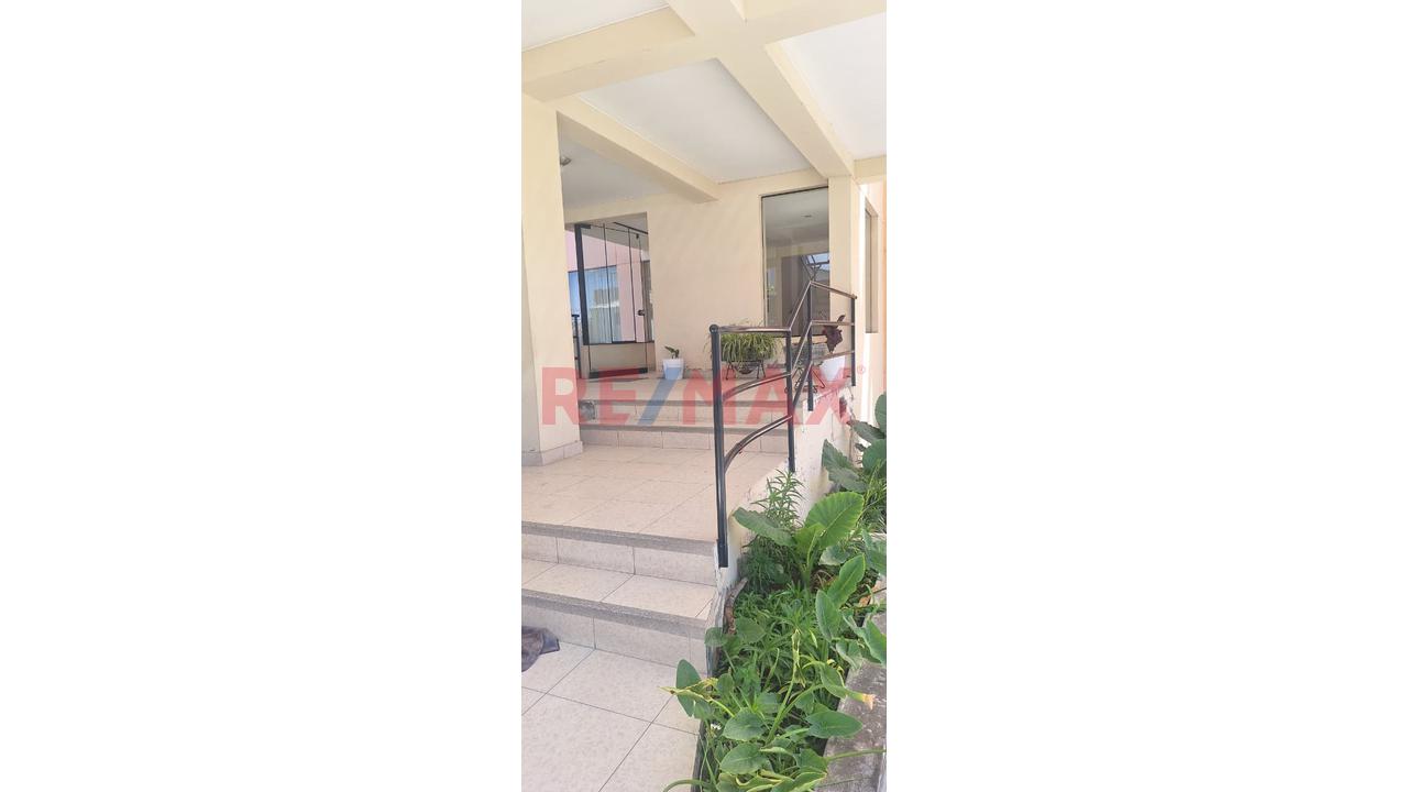 Vive Con Estilo Y Comodidad: Espectacular Departamento Con Cochera En Urb. Campo Verde — foto 12