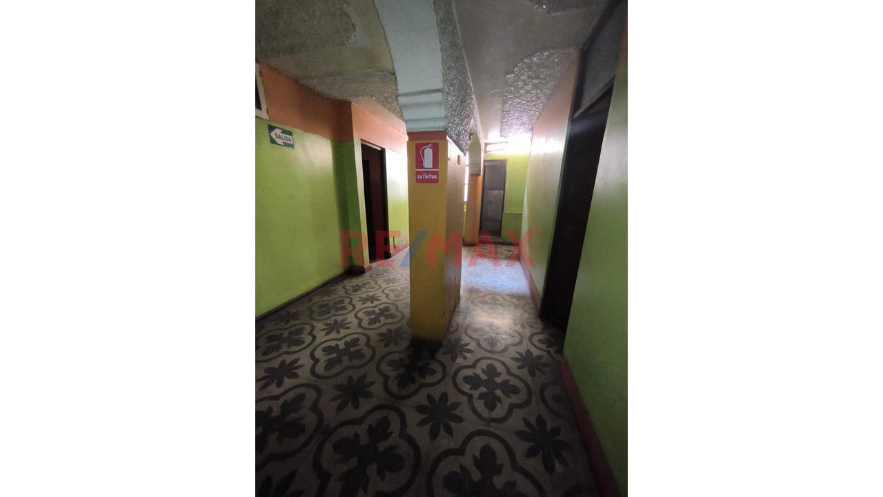 Se Vende  Local De 205 M2 Como Terreno En Av. Tomás Valle – Callao 🏢✨ — foto 8