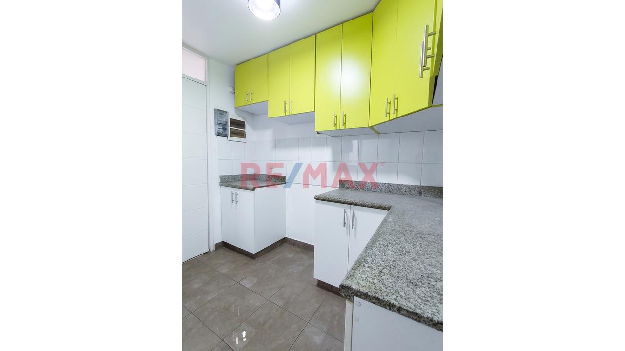 Se Vende Excelente Departamento En Jesus Maria Piso 10, Tiene 85.70 M2 + Aires Por 85.70 Inscritos En Sunarp, 3 Dorm - Doble Cochera Lineal — foto 13