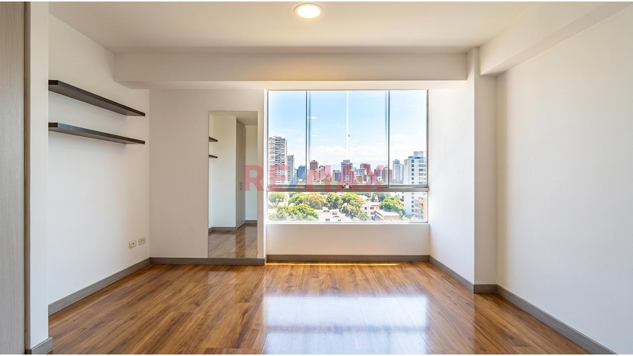 Se Vende Excelente Departamento En Jesus Maria Piso 10, Tiene 85.70 M2 + Aires Por 85.70 Inscritos En Sunarp, 3 Dorm - Doble Cochera Lineal — foto 5