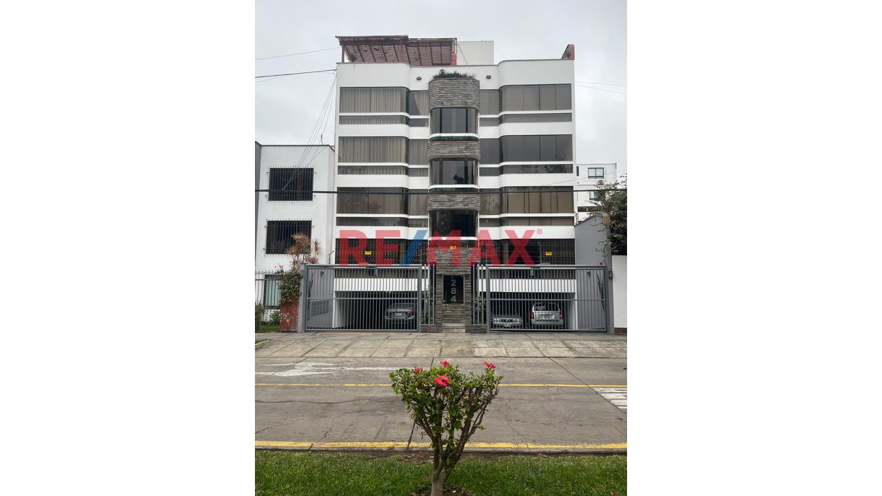 Venta Dpto. 100 M2 – 3 Dorm – Frente A Parque🌳 – Cdra 21 Benavides Surco ✨
