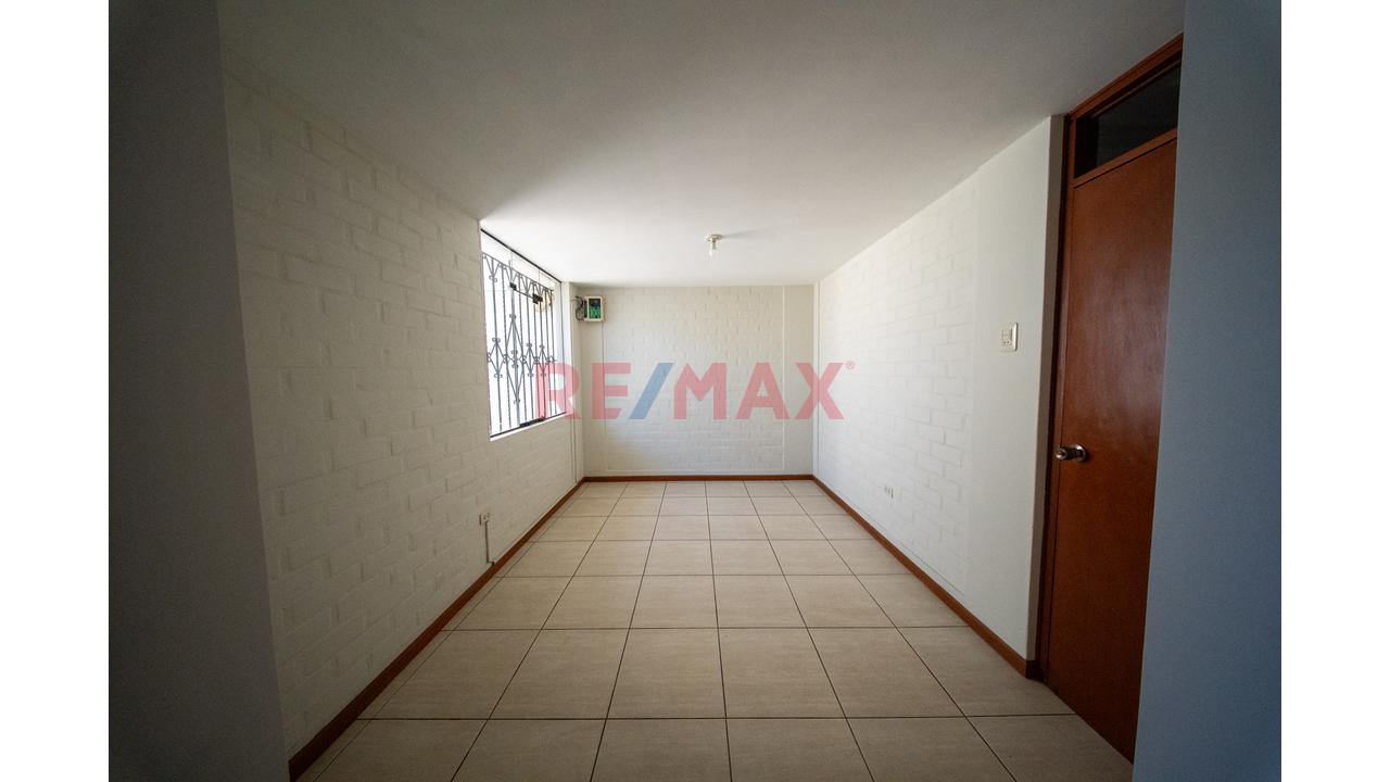 🏡✨ ¡Casa En Venta En Residencial Cerrada – Challapampa! ✨ - 12