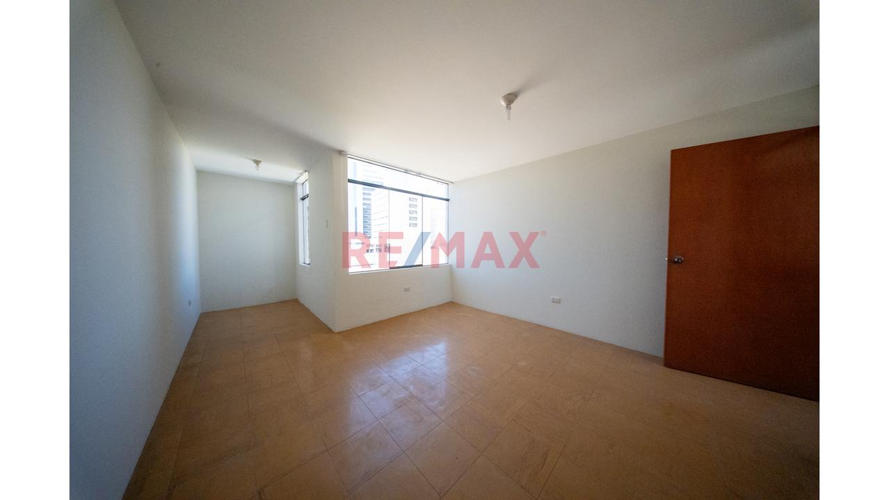 🏡✨ ¡Casa En Venta En Residencial Cerrada – Challapampa! ✨ - 17
