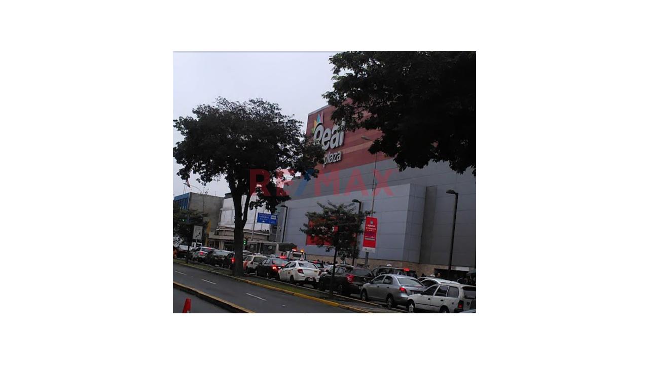 Se Vende Impecable Local En El Edificio Centro Comercial Cyber Plaza  Tienda En Semisotano 1132-S (Ssb-164) — foto 12