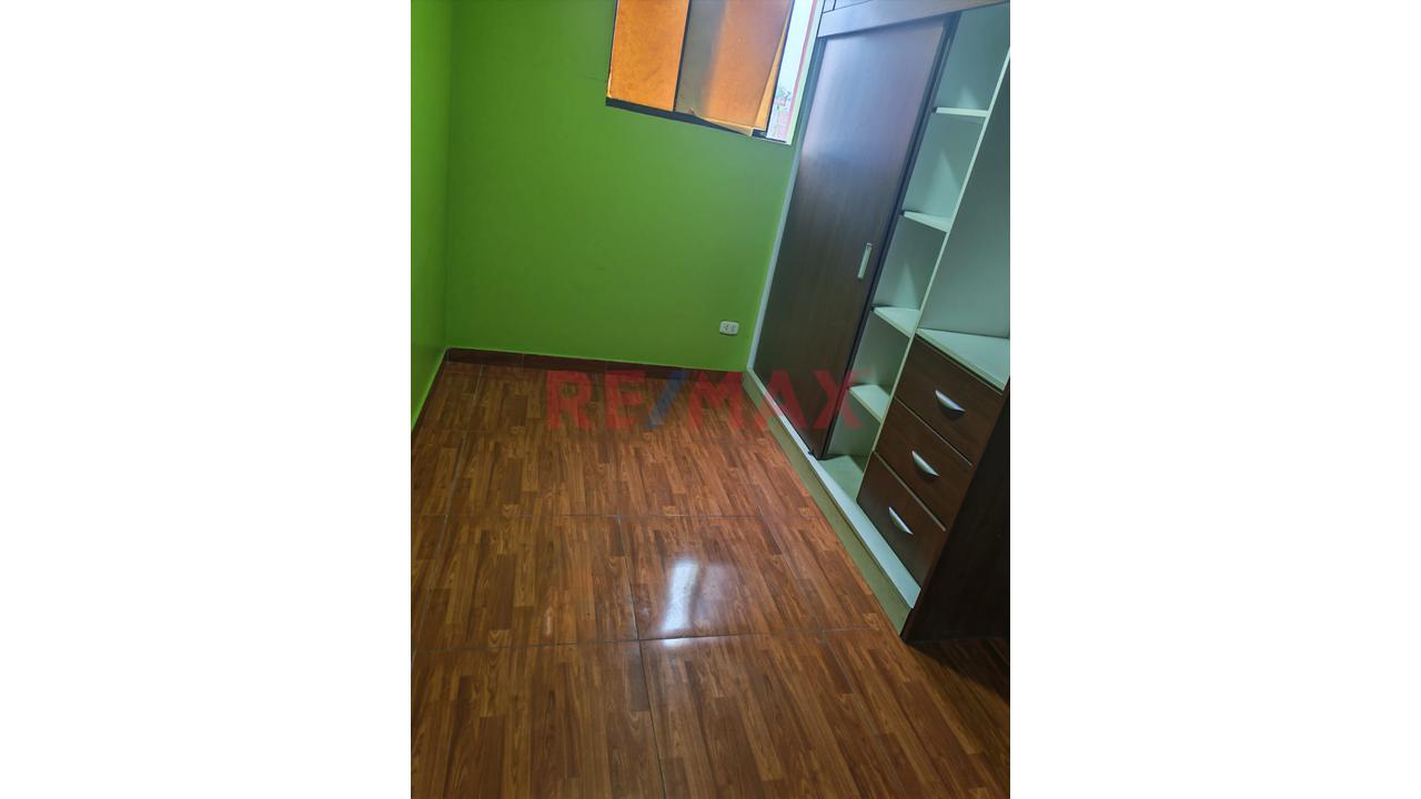 Casa De 4 Pisos En Condominio Cerrado — 120 M² De Área Construida - 13