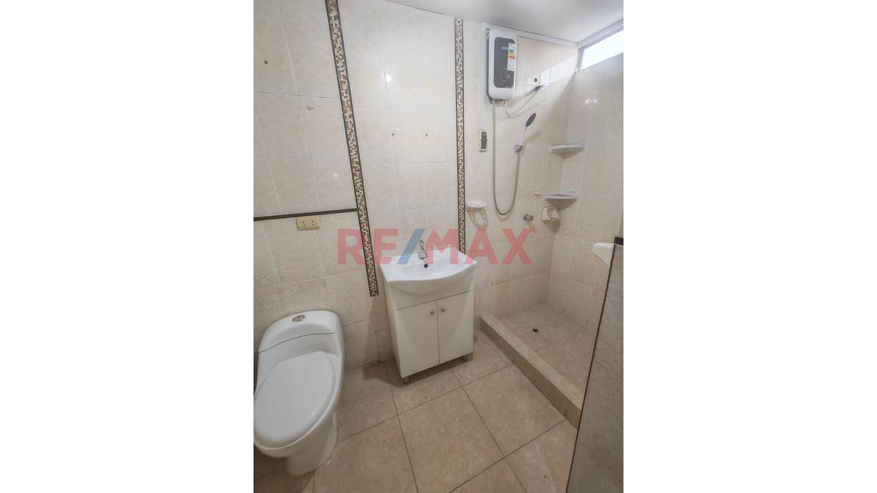 Casa De 4 Pisos En Condominio Cerrado — 120 M² De Área Construida - 6